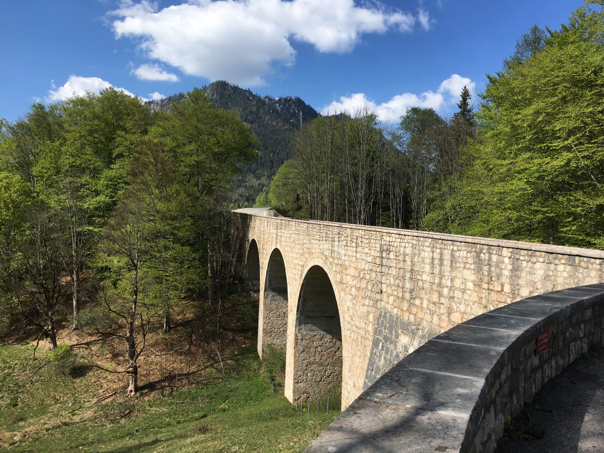 Idyllischen Taubensee Entdeckt In Der Ramsau B. Berchtesgaden ...